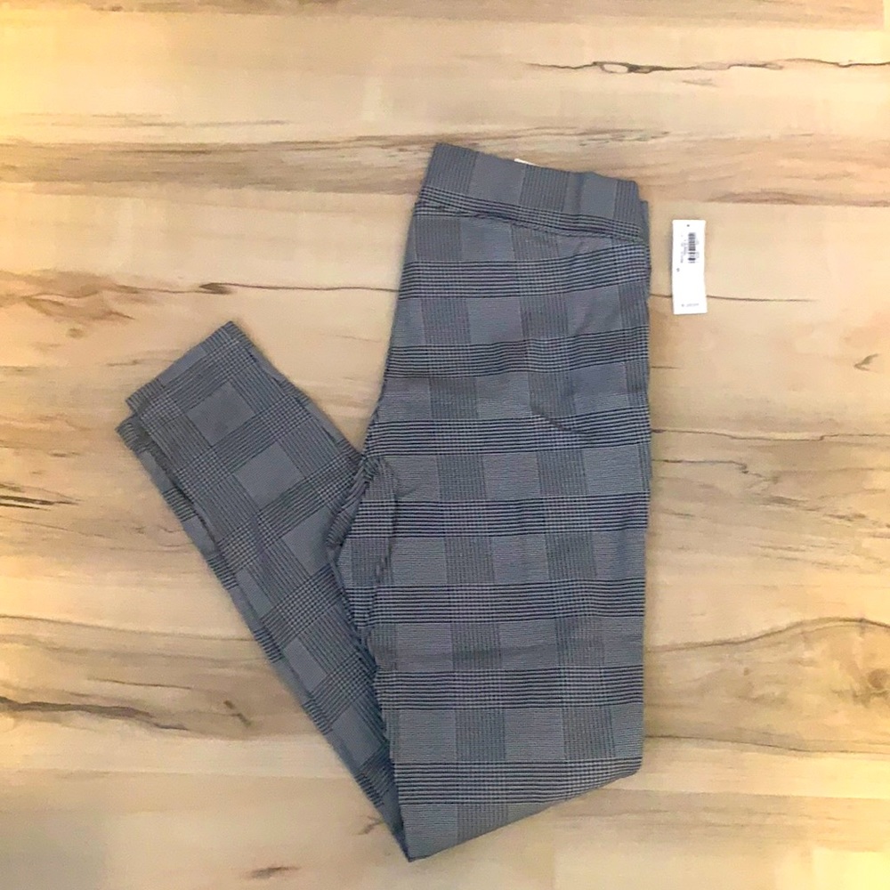 Old navy Stevie women’s size small pants